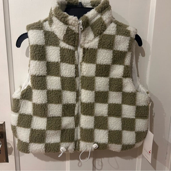 Wild Rose Jackets & Blazers - Wild‎ Rose Medium Sherpa Checkered Vest NWT